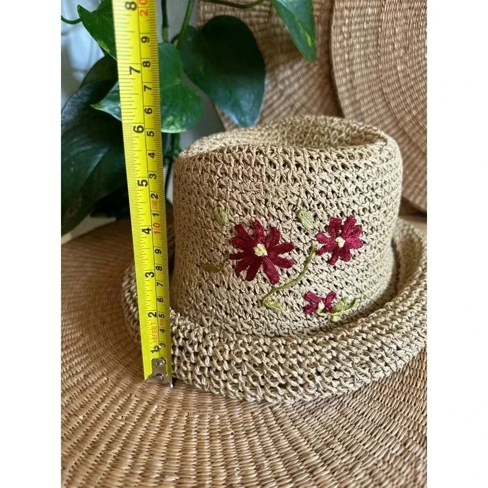 90’s Embroidered Straw Sun Hat